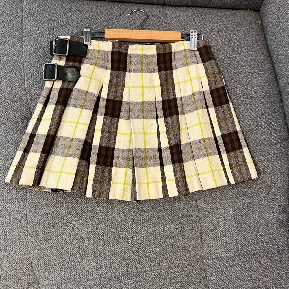 Burberry mini kilt